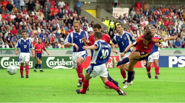 传奇逆转：2000年欧洲杯小组赛，西班牙4:3逆转南斯拉夫