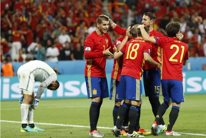 2016欧洲杯西班牙：辉煌与遗憾的交响乐章